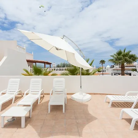 La Caleta Villa